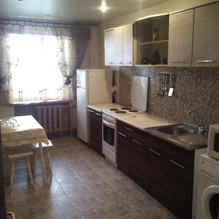 Apartment On Prospekt Pobediteley *
