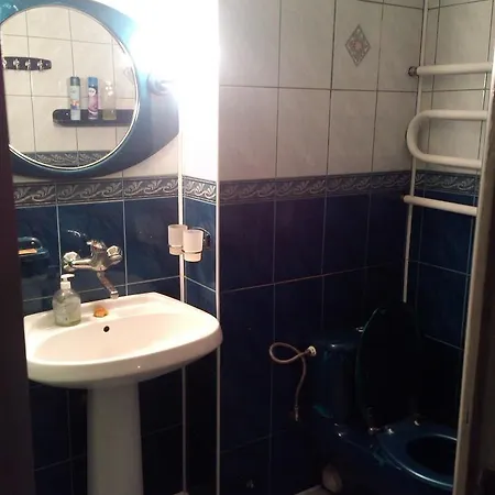 Apartment On Prospekt Pobediteley *